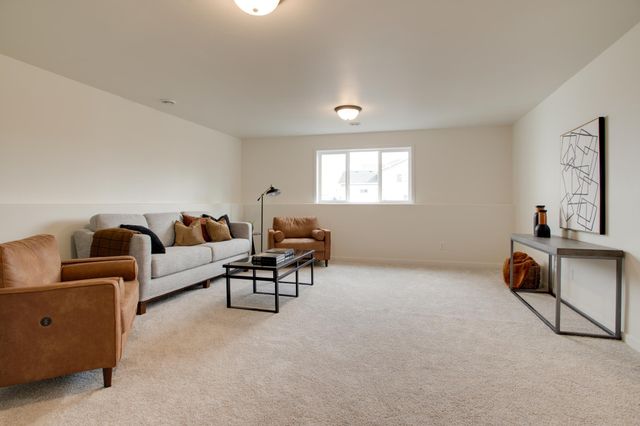 3619 19th Street S, Moorhead, MN 56560
