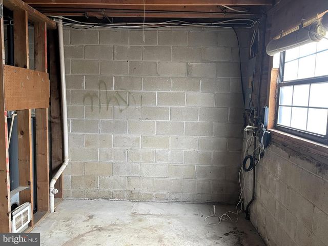 2816 ASPEN HILL RD, Baltimore, MD 21234