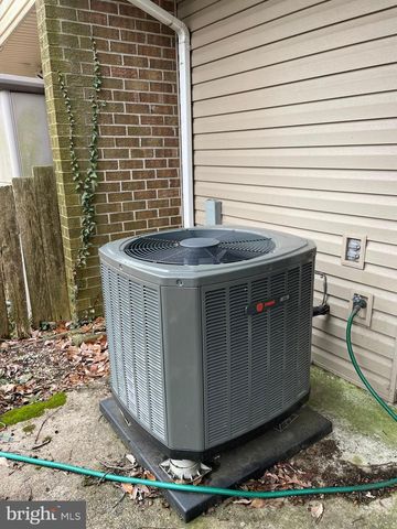 2816 ASPEN HILL RD, Baltimore, MD 21234