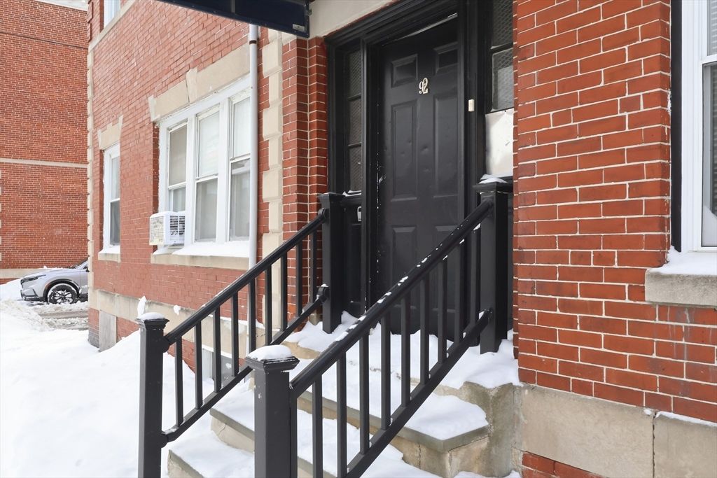 92 Bragdon St 3, Boston, MA 02119