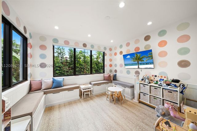 710 S Shore Dr, Miami Beach, FL 33141