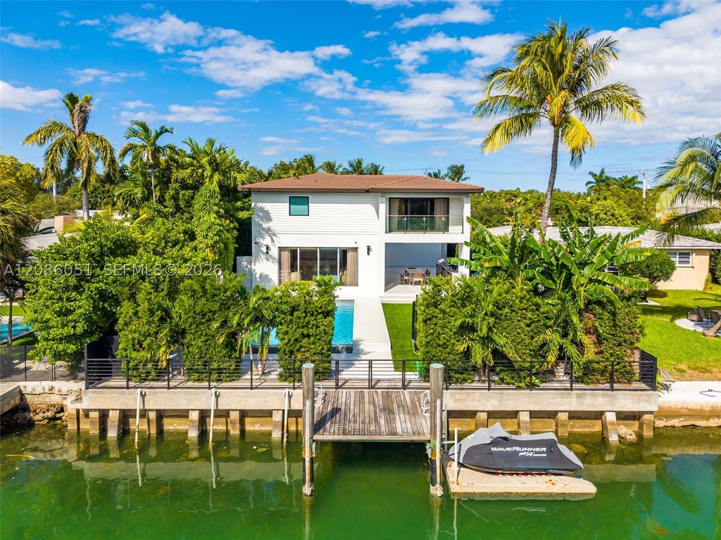 710 S Shore Dr, Miami Beach, FL 33141