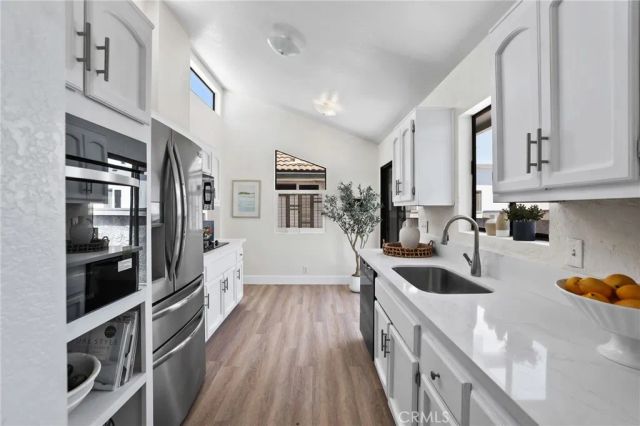119 2nd Street, Seal Beach, CA 90740