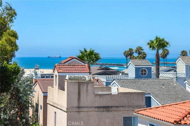 119 2nd Street, Seal Beach, CA 90740
