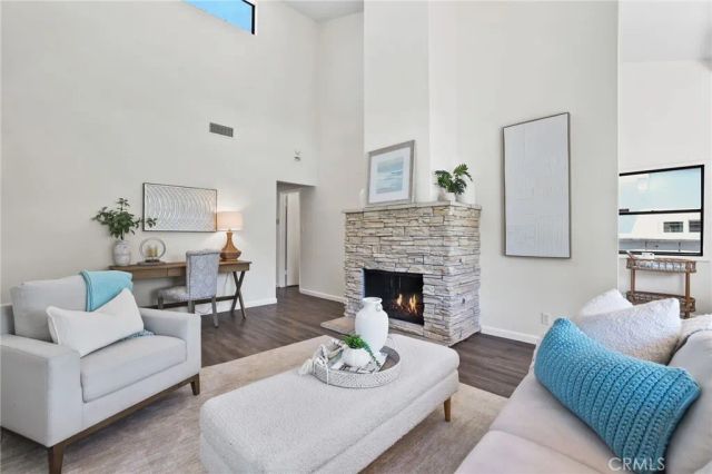 119 2nd Street, Seal Beach, CA 90740
