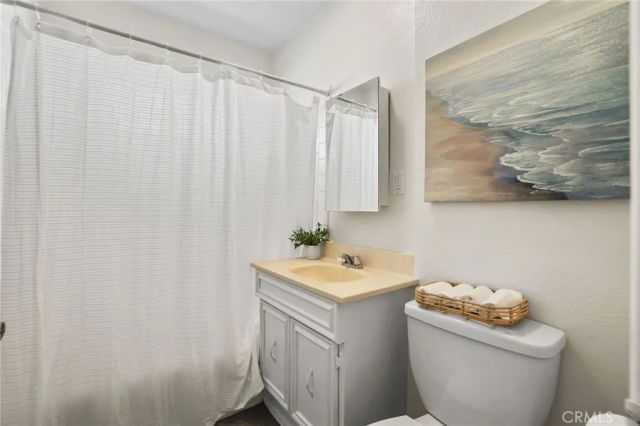 119 2nd Street, Seal Beach, CA 90740
