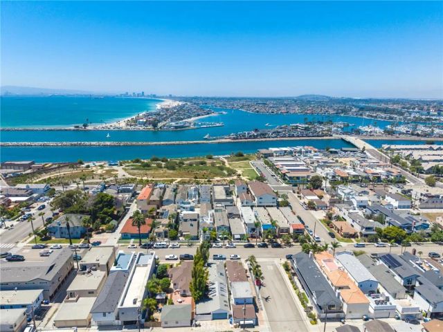 119 2nd Street, Seal Beach, CA 90740