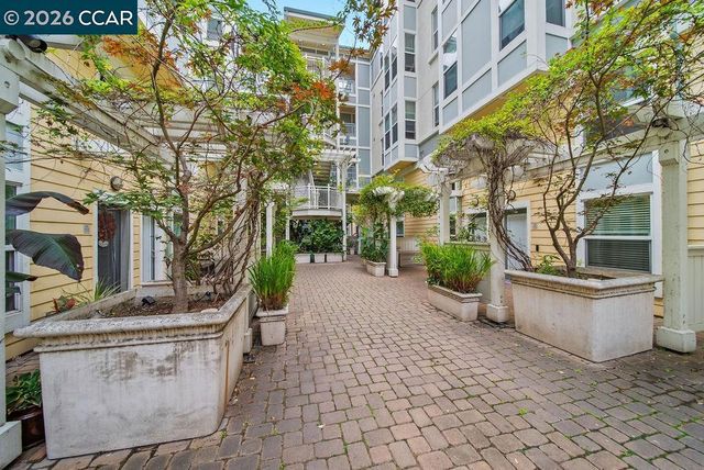 655 12Th St 219, Oakland, CA 94607