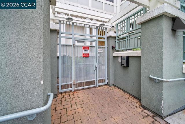 655 12Th St 219, Oakland, CA 94607