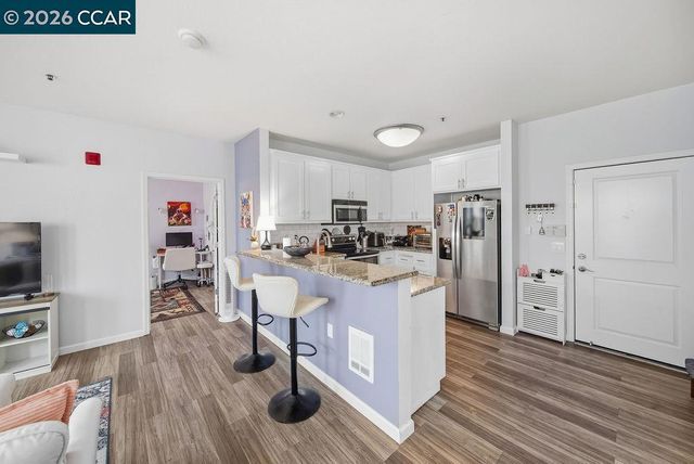 655 12Th St 219, Oakland, CA 94607