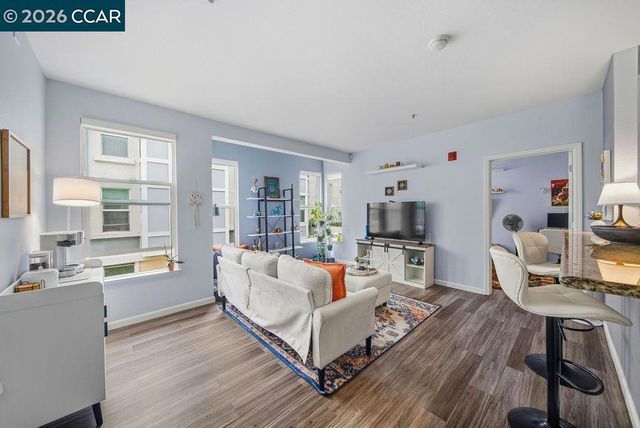 655 12Th St 219, Oakland, CA 94607