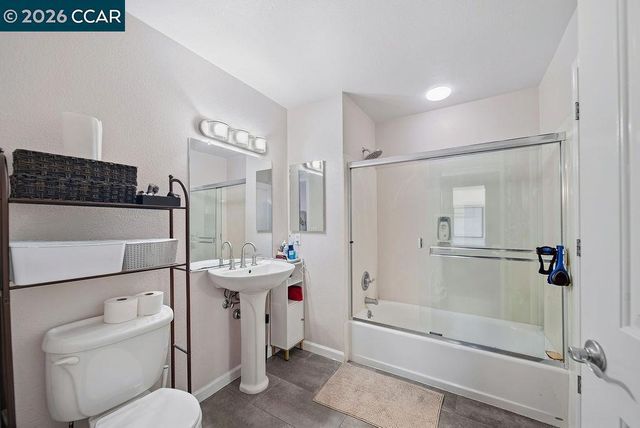 655 12Th St 219, Oakland, CA 94607