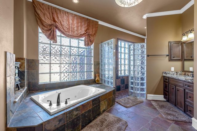 15818 Conners Ace Drive, Spring, TX 77379
