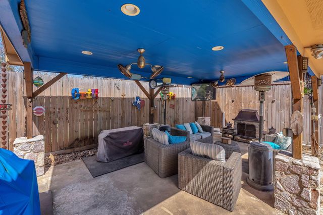 15818 Conners Ace Drive, Spring, TX 77379