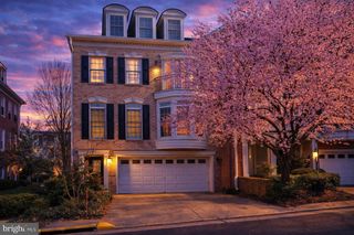 7749 LEGERE CT #42, Mclean, VA 22102