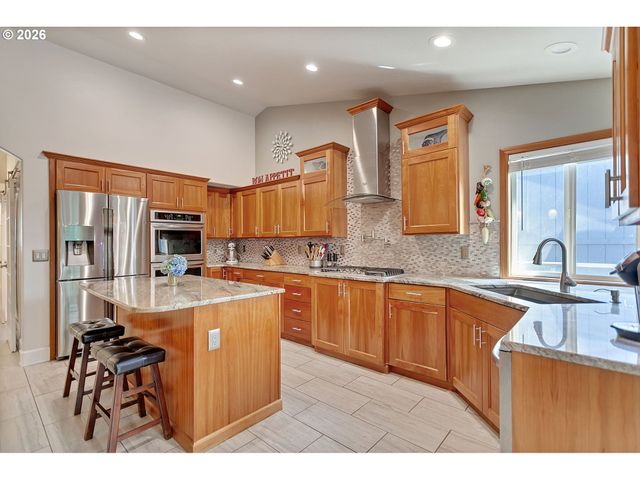 20558 Sw TRAILS END Dr, Sherwood, OR 97140