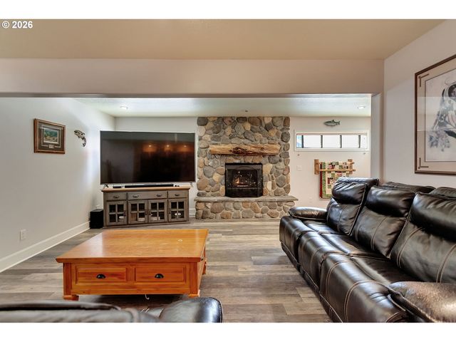 20558 Sw TRAILS END Dr, Sherwood, OR 97140