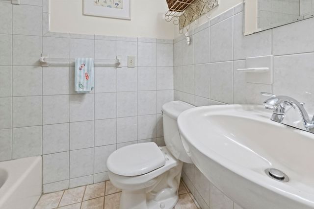 40 William Avenue, Haverhill, MA 01835