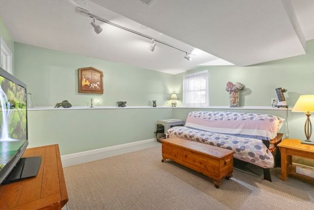 40 William Avenue, Haverhill, MA 01835