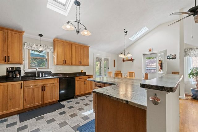 40 William Avenue, Haverhill, MA 01835