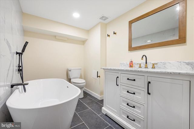 4121 NORFOLK AVE, Baltimore, MD 21216