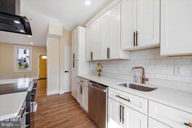 4121 NORFOLK AVE, Baltimore, MD 21216