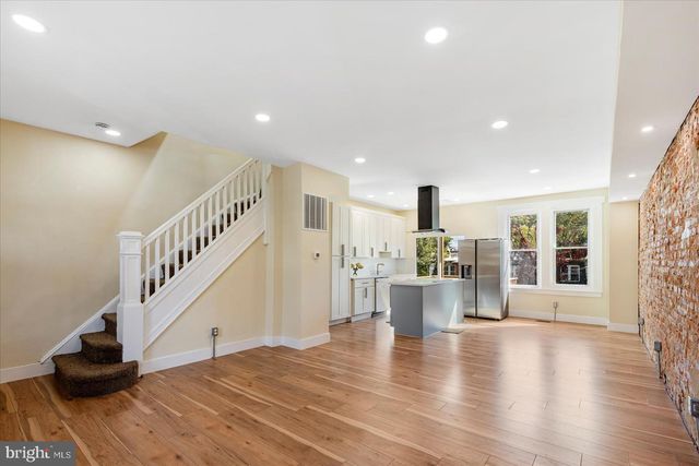 4121 NORFOLK AVE, Baltimore, MD 21216