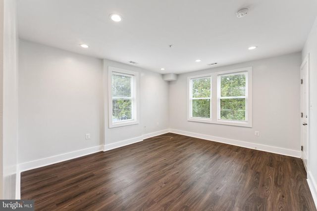 2822 28TH ST SE, Washington, DC 20020