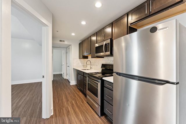 2822 28TH ST SE, Washington, DC 20020