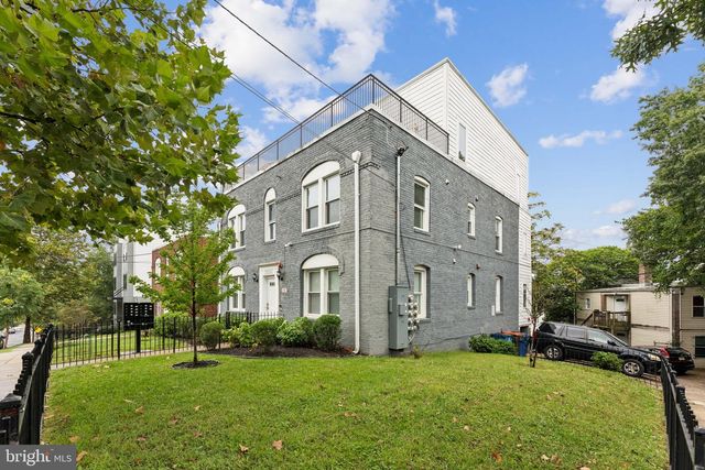 2822 28TH ST SE, Washington, DC 20020