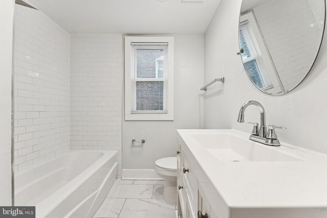 2822 28TH ST SE, Washington, DC 20020