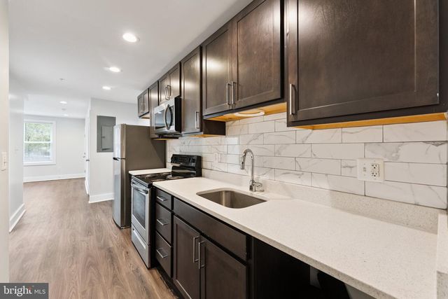 2822 28TH ST SE, Washington, DC 20020