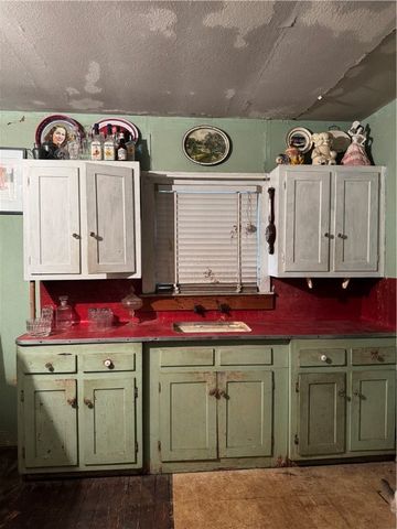 502 Encinal St, Alice, TX 78332