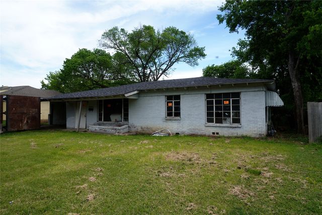 6614 Bridges Avenue, Richland Hills, TX 76118