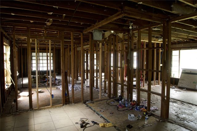 6614 Bridges Avenue, Richland Hills, TX 76118