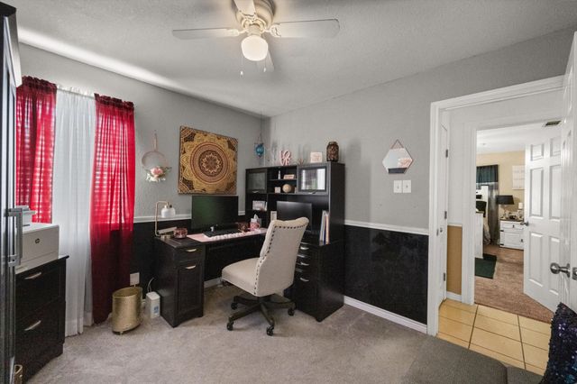 137 N Jessup Street, Alvarado, TX 76009