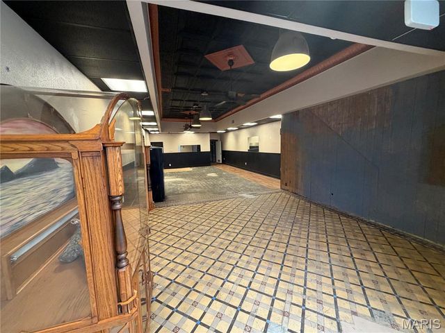 403 Broadway, Hannibal, MO 63401