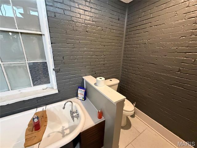 403 Broadway, Hannibal, MO 63401