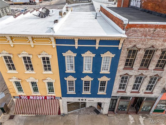 403 Broadway, Hannibal, MO 63401