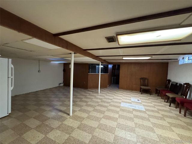 24903 Hass Street, Dearborn Heights, MI 48127