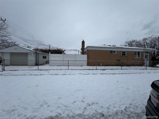 24903 Hass Street, Dearborn Heights, MI 48127