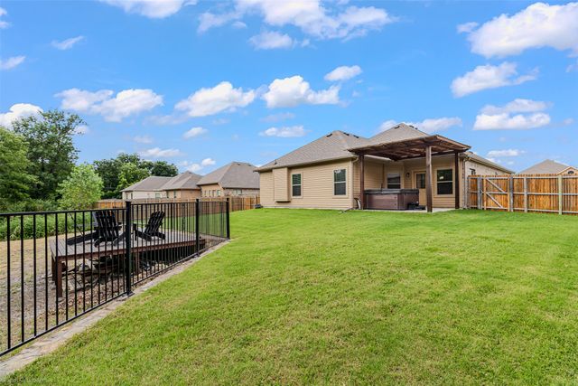 506 Sabine Drive, Crandall, TX 75114