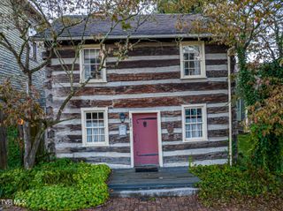 303 East Main Street, Abingdon, VA 24210