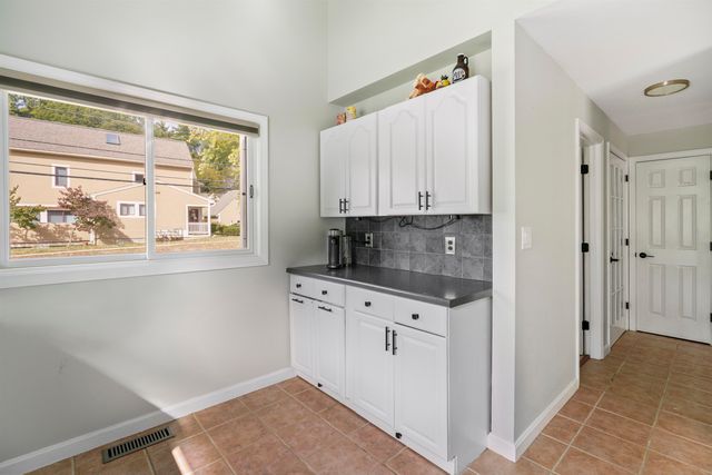 82 Spinnaker Way, Portsmouth, NH 03801