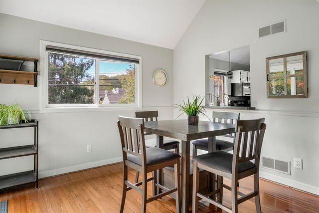 82 Spinnaker Way, Portsmouth, NH 03801