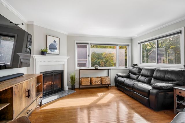 82 Spinnaker Way, Portsmouth, NH 03801