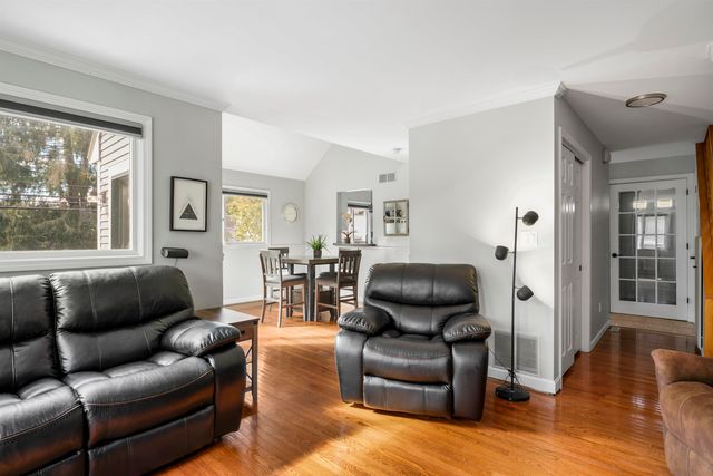 82 Spinnaker Way, Portsmouth, NH 03801