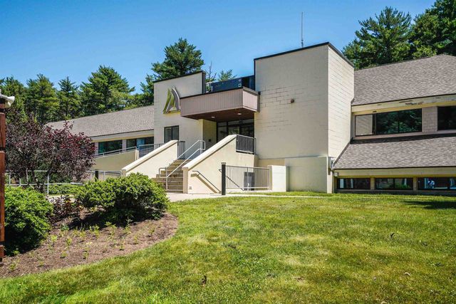 82 Spinnaker Way, Portsmouth, NH 03801