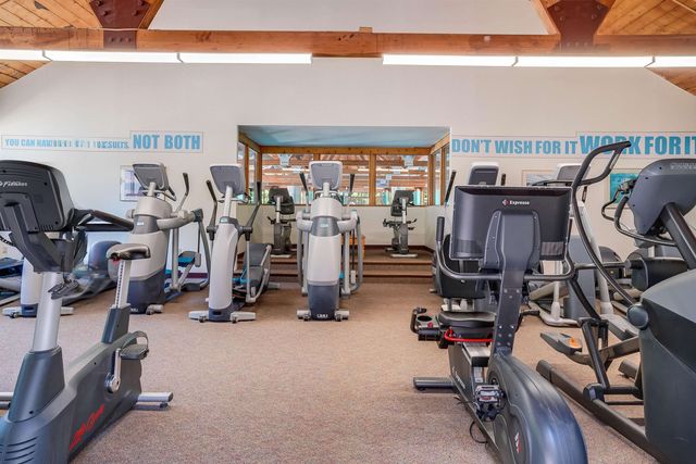 82 Spinnaker Way, Portsmouth, NH 03801