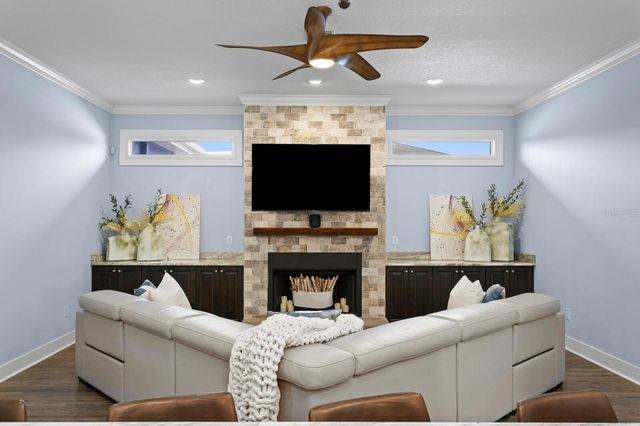 704 EAGLE LANE, Apollo Beach, FL 33572